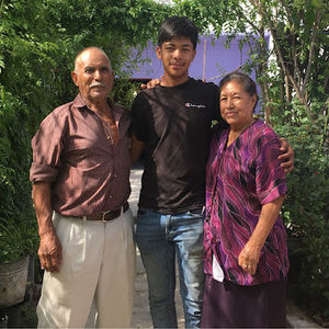 Meet your Posher, Mireya